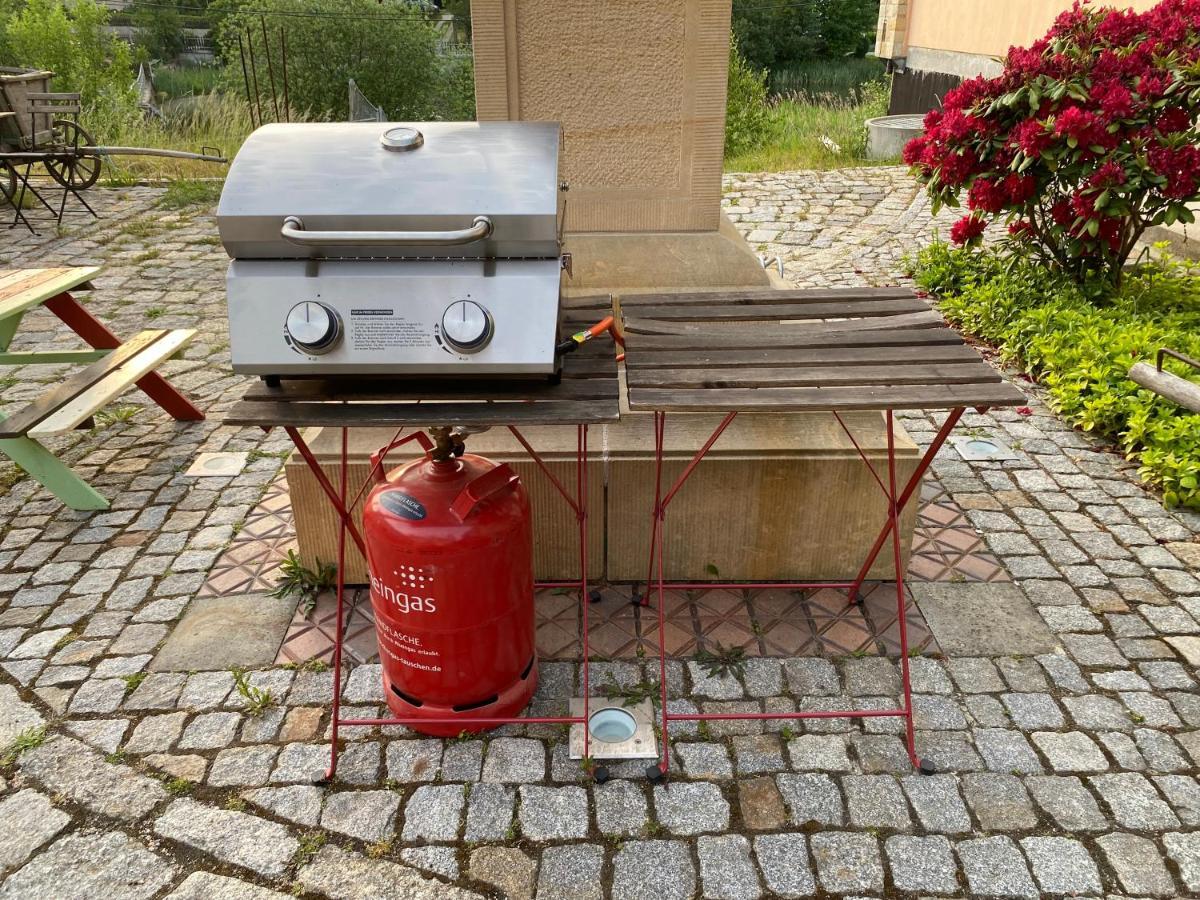 Fewo Turmzimmer Im Rittergut Leppersdorf Bei Dresden Exterior photo