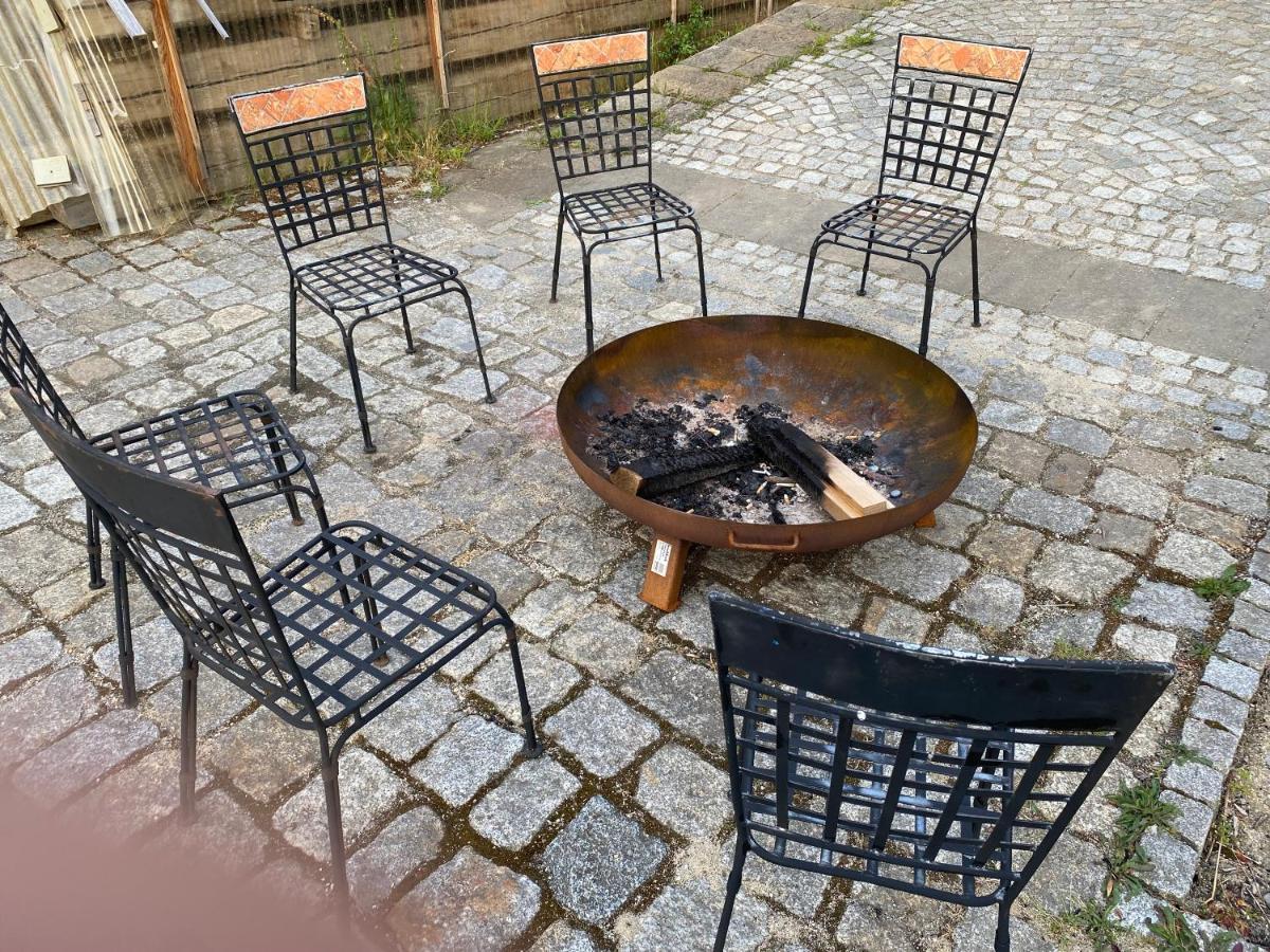 Fewo Turmzimmer Im Rittergut Leppersdorf Bei Dresden Exterior photo